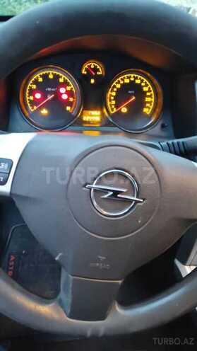 Opel Astra-10