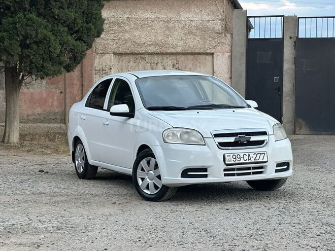 Chevrolet Aveo-1
