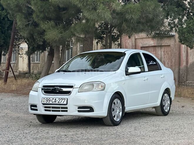 Chevrolet Aveo-5
