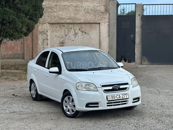 Chevrolet Aveo-3