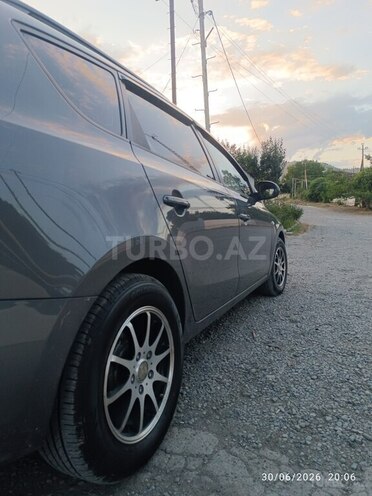 Hyundai i30-13