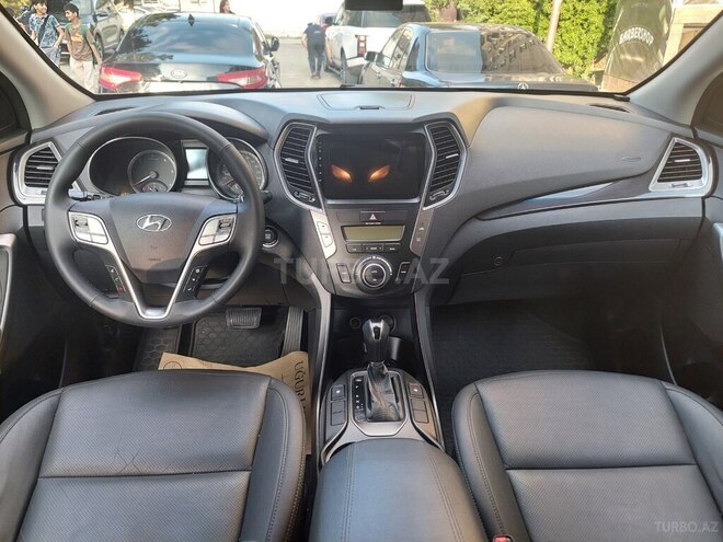 Hyundai Santa Fe-9