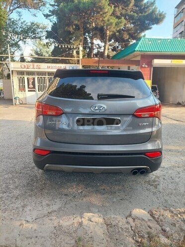 Hyundai Santa Fe-11
