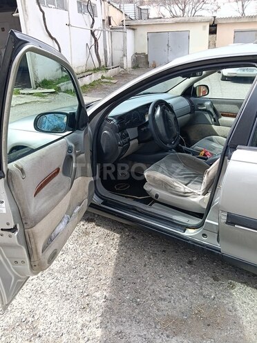 Opel Omega-6