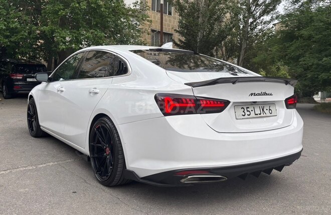Chevrolet Malibu-4
