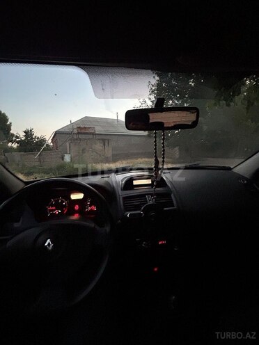 Renault Megane-8