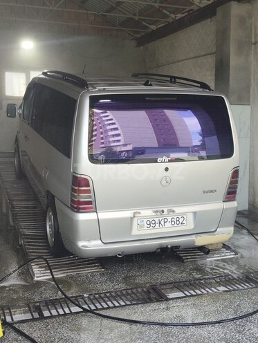 Mercedes Vito 112 CDI-11