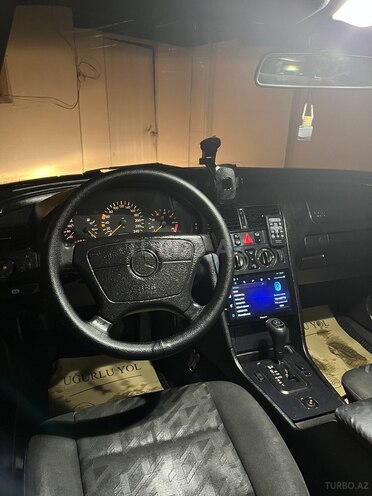 Mercedes C 200-12