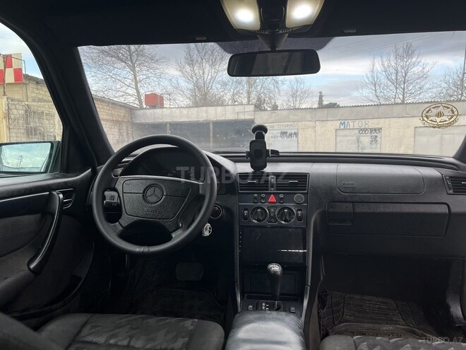 Mercedes C 200-4