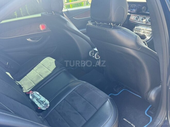 Mercedes E 200-5