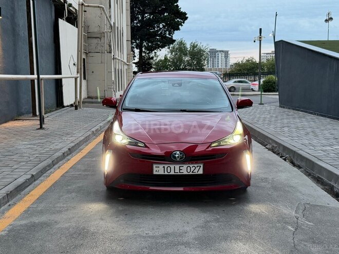 Toyota Prius-3