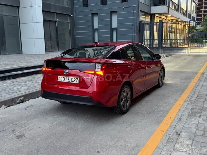 Toyota Prius-6