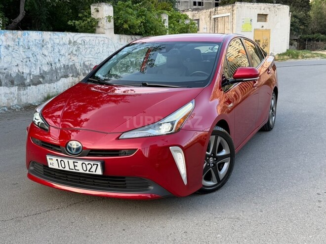 Toyota Prius-12