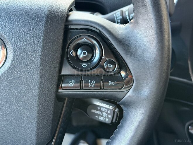 Toyota Prius-20