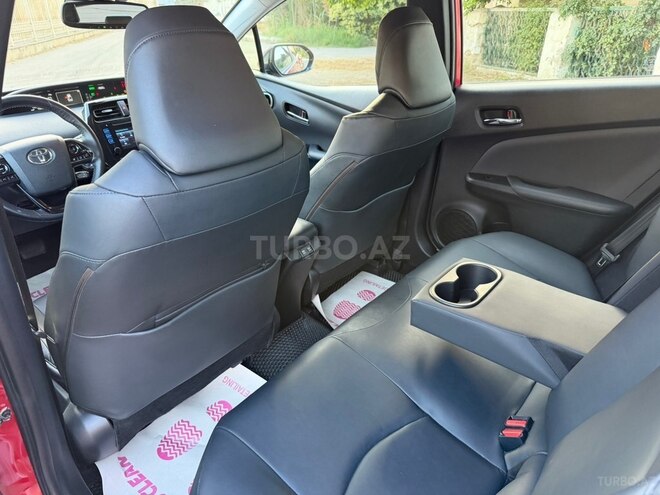 Toyota Prius-17