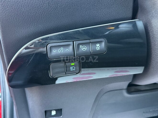 Toyota Prius-21