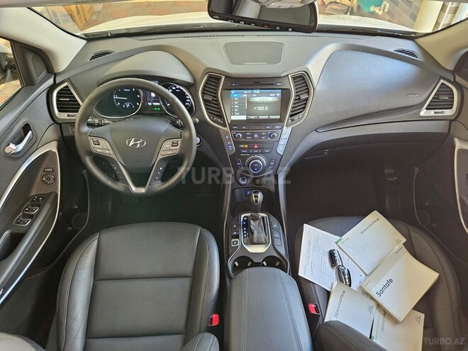 Hyundai Santa Fe-11