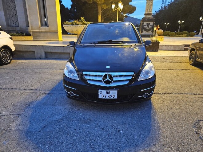 Mercedes B 170-1