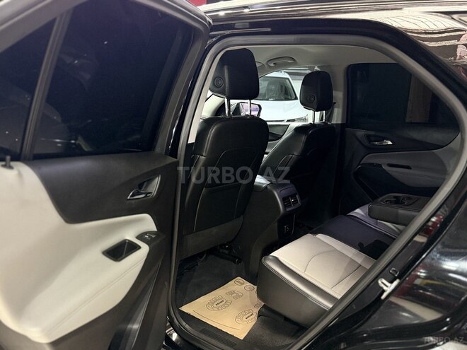 Chevrolet Equinox-12