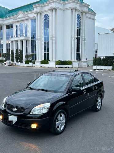 Kia Rio-1