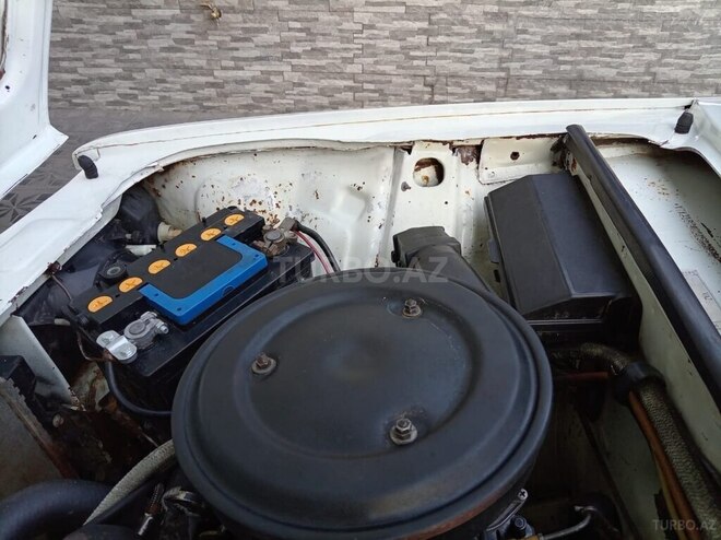 LADA (VAZ) 2107-8