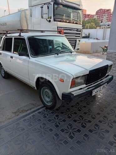 LADA (VAZ) 2107-4