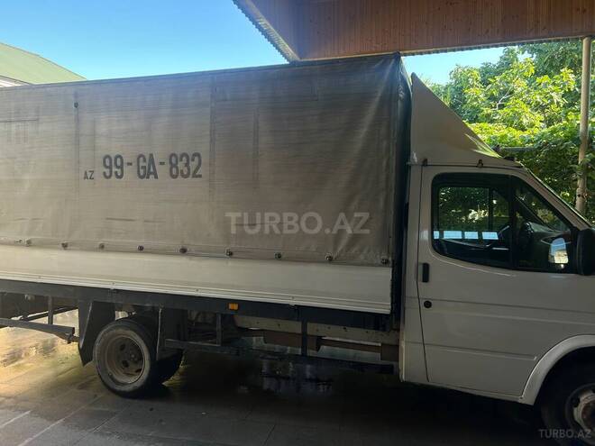 Ford Transit-8