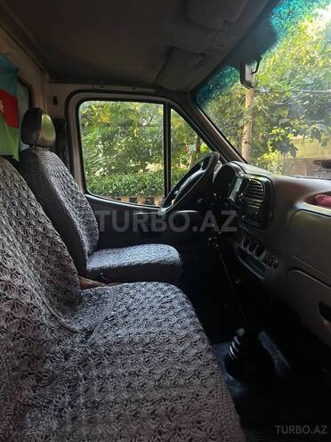 Ford Transit-11