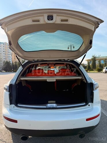 Infiniti FX35-6