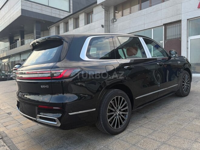 Geely Galaxy M9-10