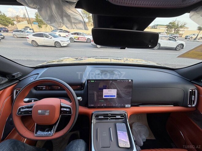 Geely Galaxy M9-6
