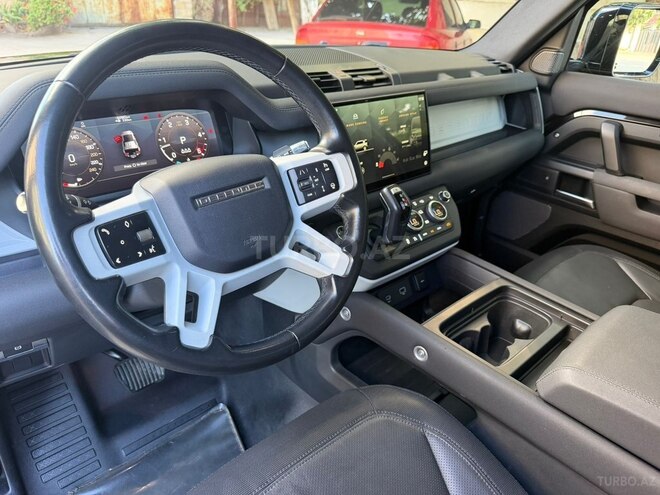 Land Rover Defender-10