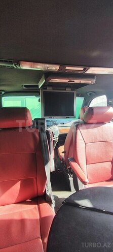 Volkswagen Multivan-5