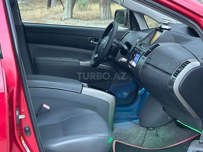 Toyota Prius-15