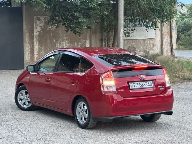 Toyota Prius-13
