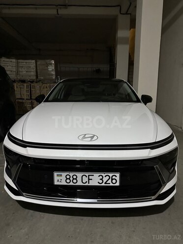 Hyundai Sonata-1