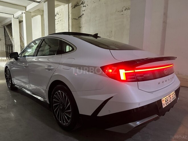 Hyundai Sonata-8
