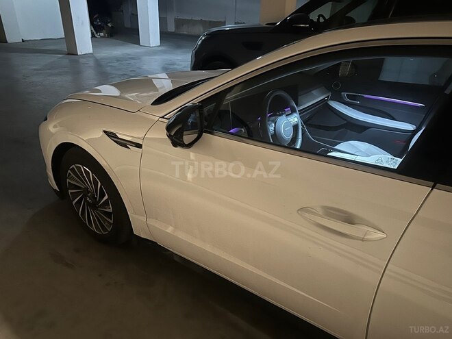 Hyundai Sonata-9