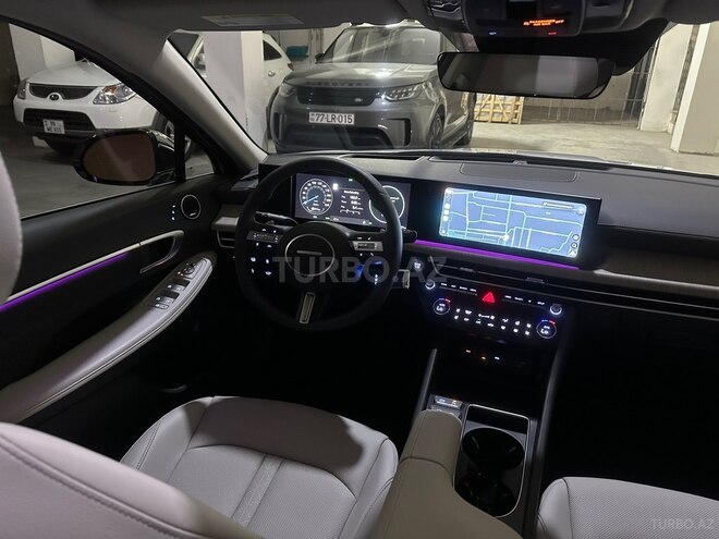 Hyundai Sonata-14