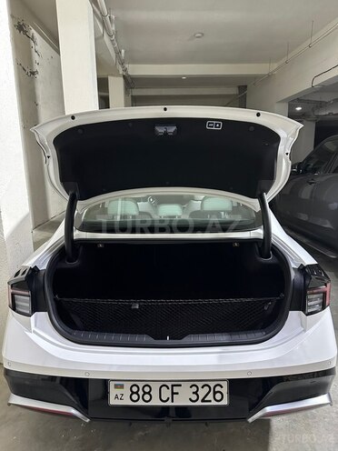 Hyundai Sonata-11