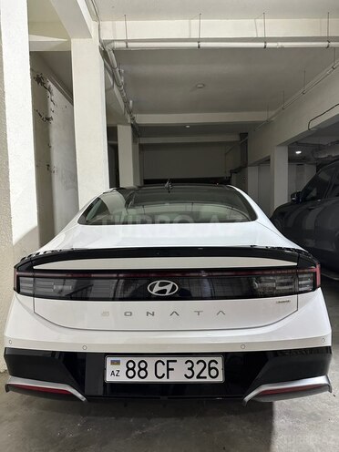 Hyundai Sonata-5