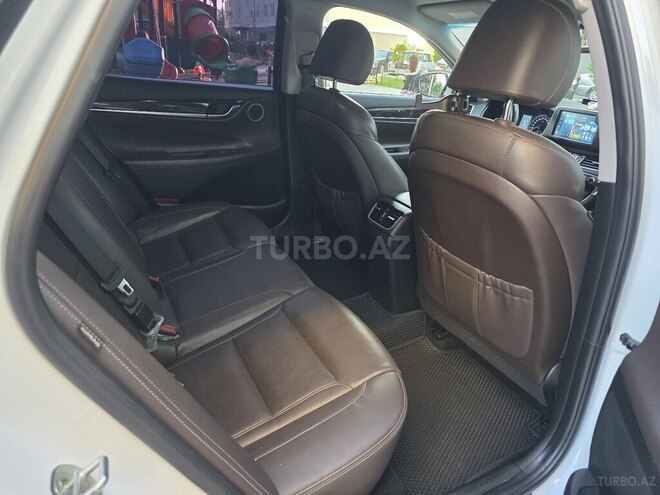 Hyundai Grandeur-13