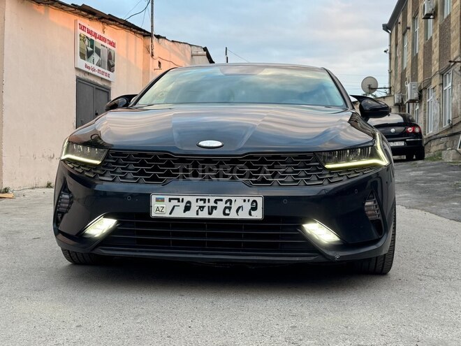 Kia K5-1