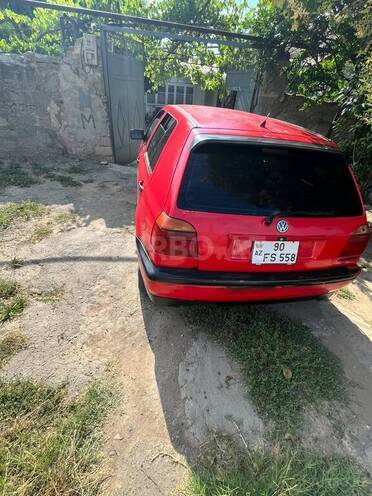 Volkswagen Golf-4