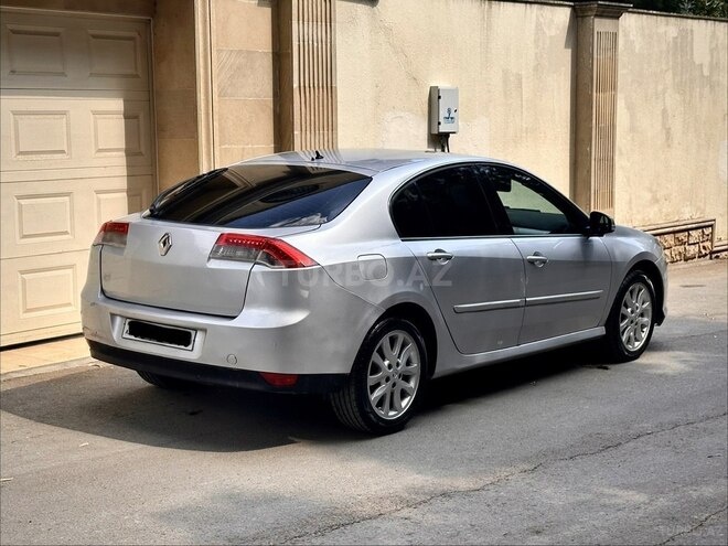 Renault Laguna-3