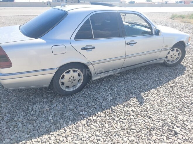Mercedes C 220-6