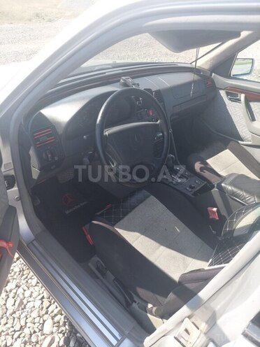 Mercedes C 220-8