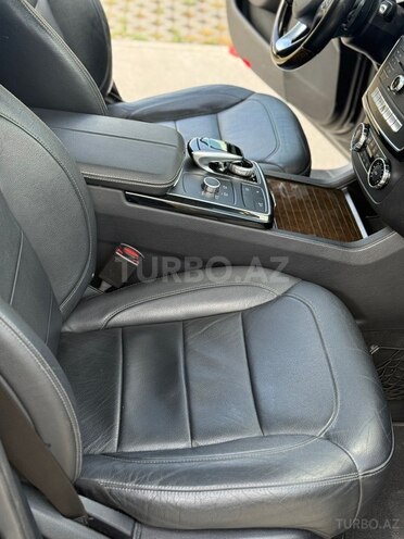 Mercedes GLE 400 4MATIC-17