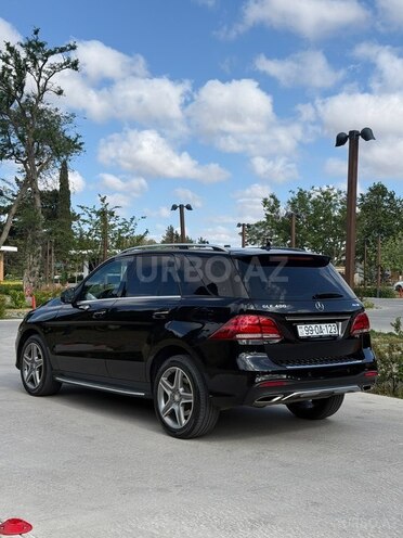Mercedes GLE 400 4MATIC-7