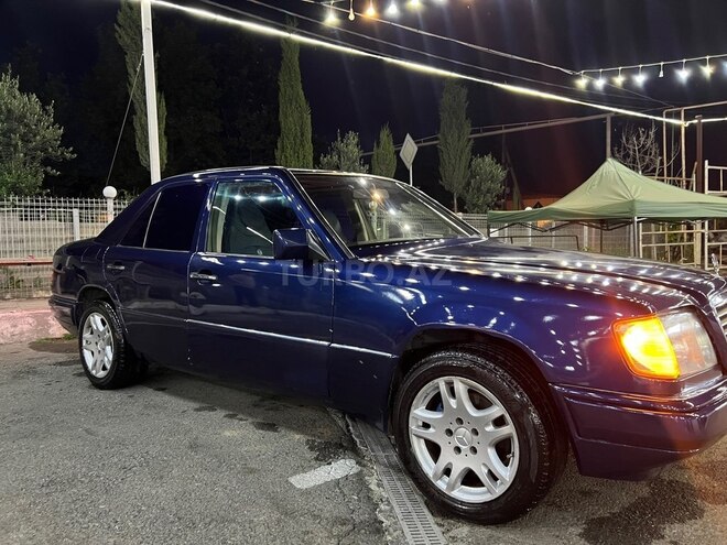 Mercedes E 220-7